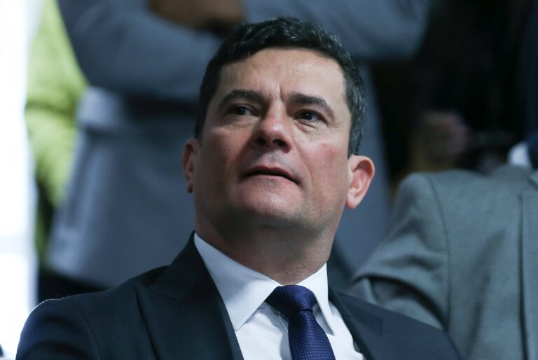 Sergio Moro critica ação da PF contra decisões de Mendonça