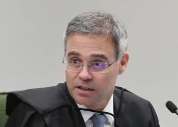 PF tenta evitar que nova investigação de Lulinha vá a Mendonça