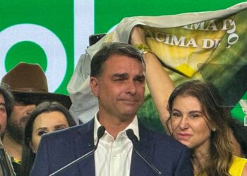 PL oficializa candidatura de Flávio Bolsonaro à Presidência