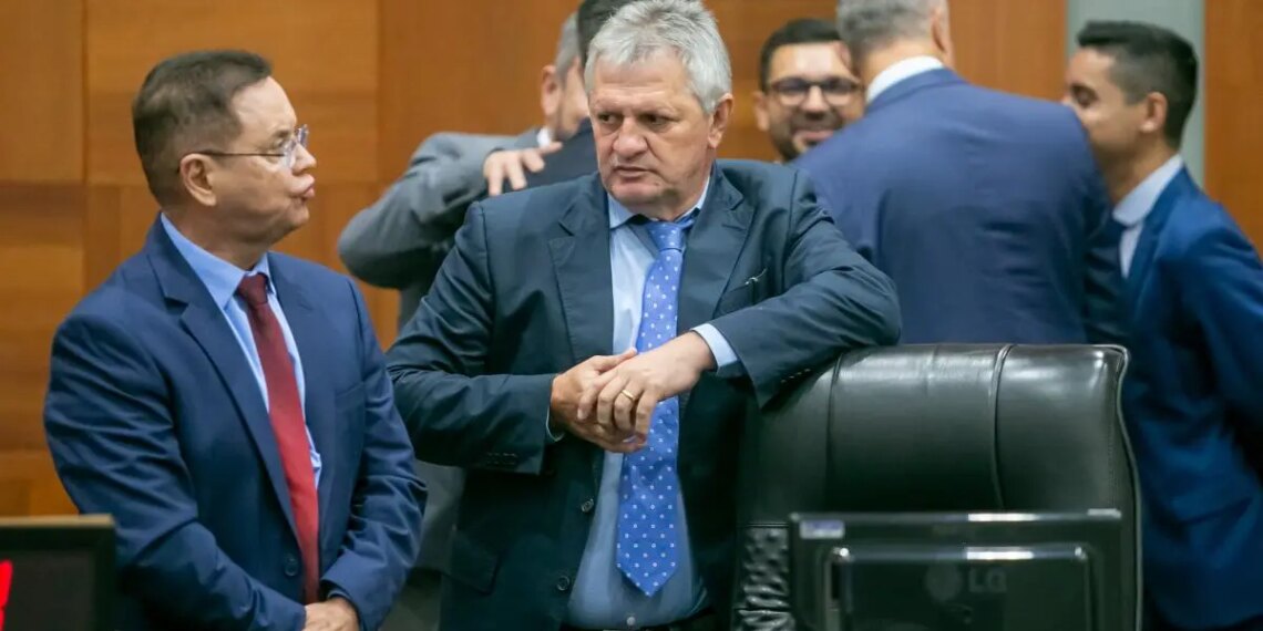 Dilmar Dal Bosco segue como líder do governo na Assembleia
