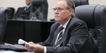 Oitiva de ex-secretário é remarcada para semana que vem na CPI da Saúde