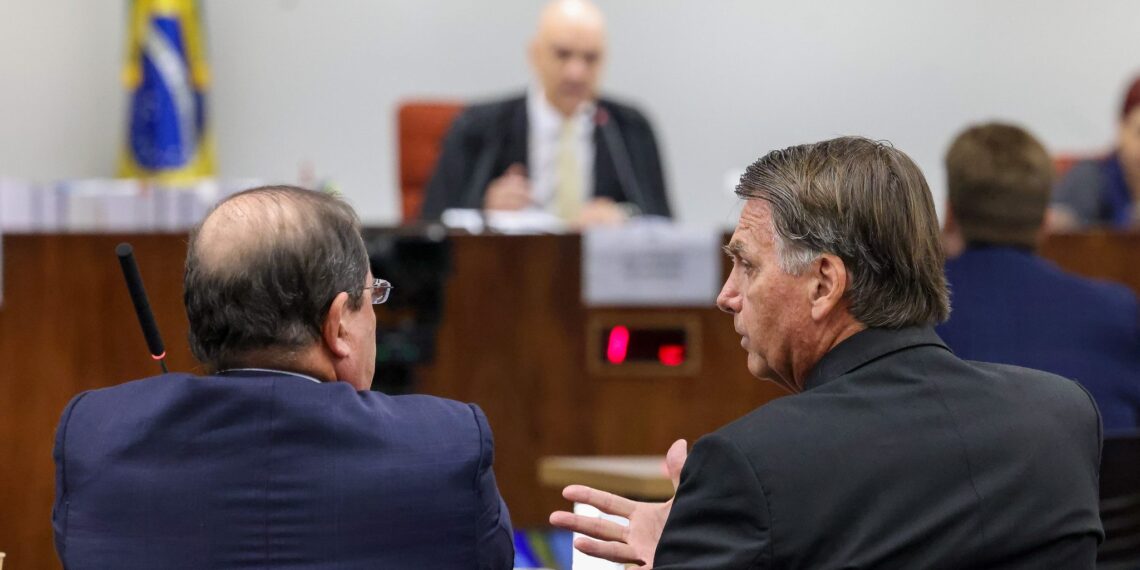 Bolsonaro solicita liberação para técnico de internet a Moraes
