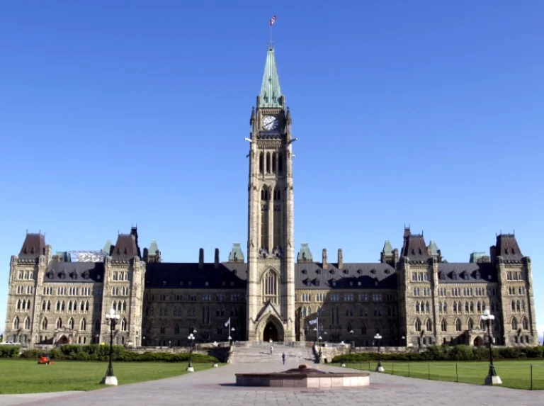 Evangélicos canadenses são convocados a se manifestar contra eutanásia