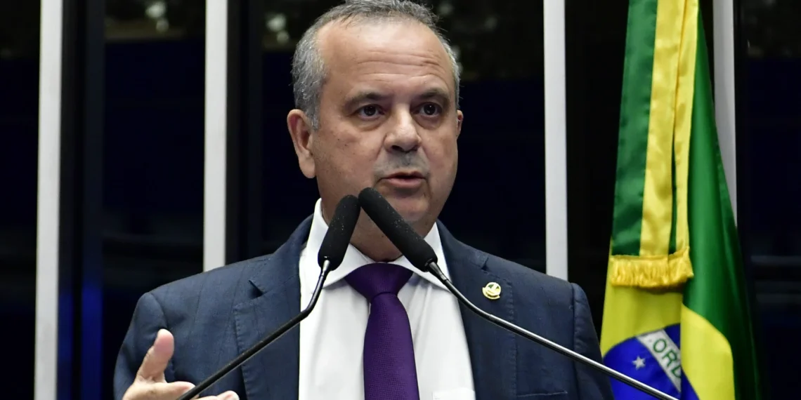 Rogério Marinho critica PT e menciona caso Master