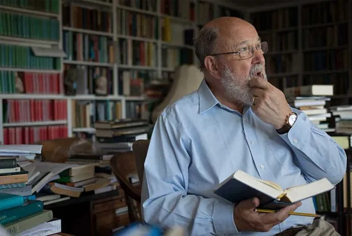 NT Wright: ‘Não devemos basear crenças em experiências de quase-morte’