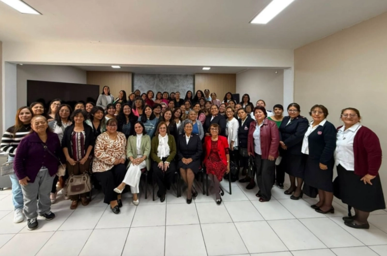 Mais de 100 mulheres cristãs se reúnem em Lima para conferência