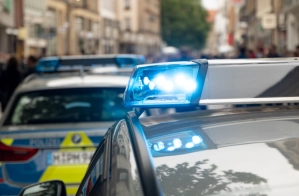 Cerca de 200 manifestantes tentam atacar cristãos na Alemanha