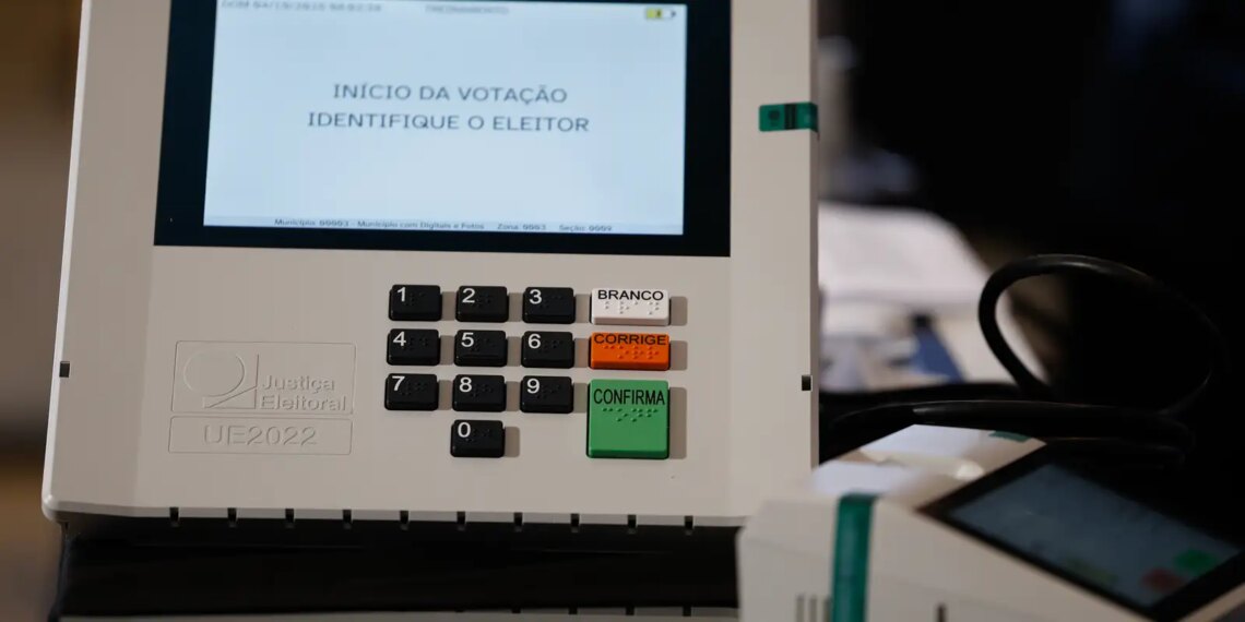 Presidenciáveis apresentam propostas de governo