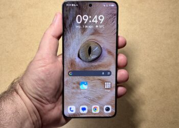 Parece uma câmera, mas é um celular de R$ 20 mil: g1 já viu o Jovi X300 Ultra. Será que vale o preço?