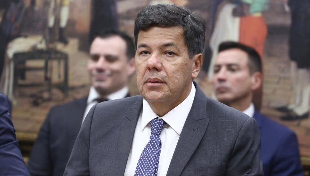Mendonça Filho anuncia candidatura independente ao Senado em PE