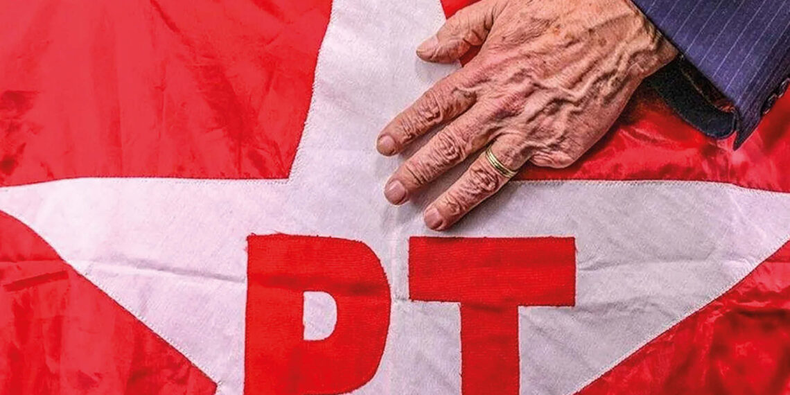 PT pede ao TSE a retirada de site ligado ao PL por acusações