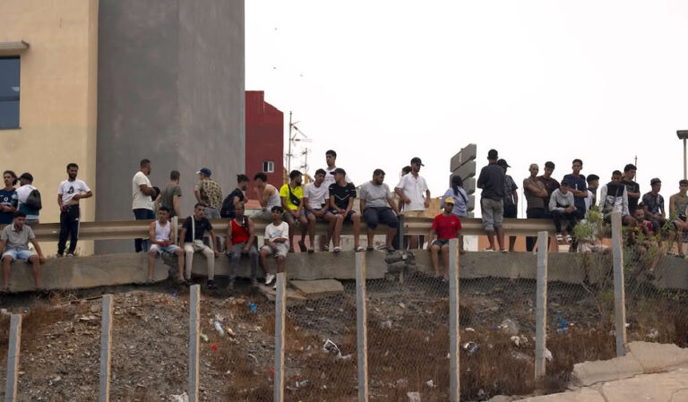 Igrejas evangélicas em Ceuta se unem para ajudar migrantes
