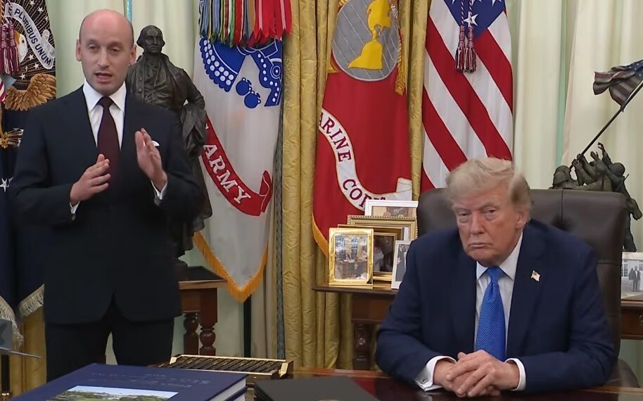 Donald Trump assina ordens sobre cidadania e apoio a missões