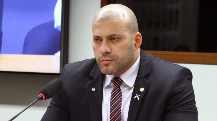 PGR defende manutenção de Daniel Silveira em regime aberto