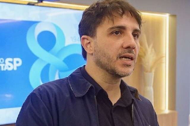 Renan Santos participa de evento da comunidade judaica em SP
