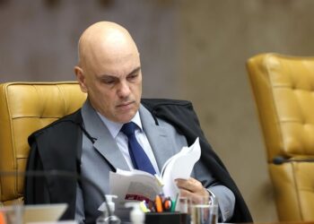 PF pede que Moraes decida destino das armas apreendidas de Bolsonaro