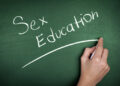 Juristas criticam programa de educação sexual em escolas do Colorado