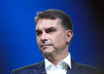 Flávio sobre STF e caso Discord: ‘A censura começou pra valer no Brasil’