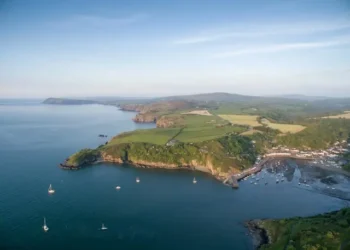 Tradução dos Evangelhos para dialeto de Pembrokeshire é lançada