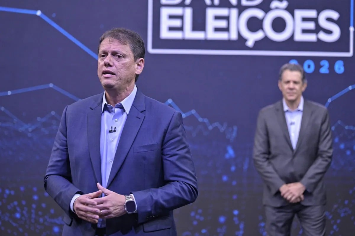 Tarcísio lidera disputa pelo governo de São Paulo com 50%, diz Paraná Pesquisas