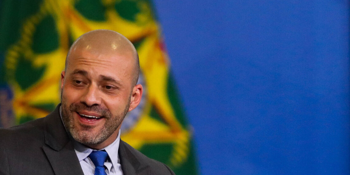 Defesa de Daniel Silveira solicita revisão criminal após 173 dias