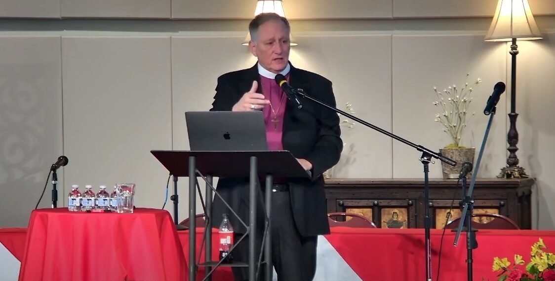 Igreja Anglicana considera bispo culpado de má conduta
