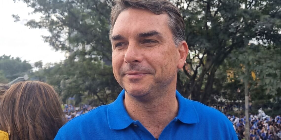 Flávio recebe apoio de candidatos ao governo do Acre
