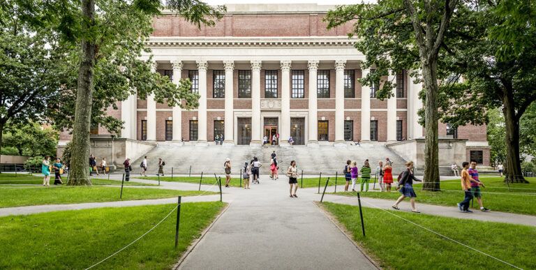 Pais cristãos devem enviar filhos para Harvard? Reflexões sobre o risco