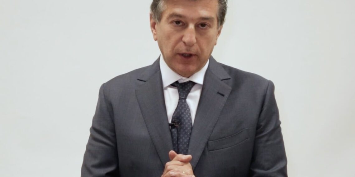 Flávio Bolsonaro anuncia Claudio Lottenberg como ministro da Saúde