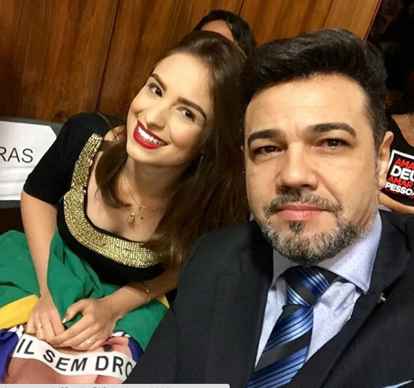 Mãe diz que Patrícia Lélis ia receber dinheiro após acusar Feliciano