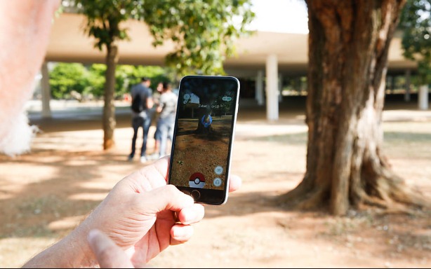 Pokémon Go mobiliza caça a personagens em igrejas e cemitérios