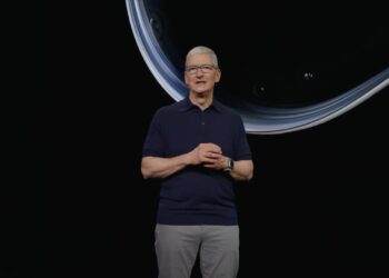 Em último dia como CEO da Apple, Tim Cook se despede em carta aos funcionários: ‘É difícil acreditar que este dia chegou’