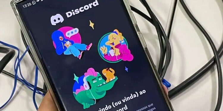 Grupo suspeito de induzir suicídio de menina de 13 anos é detido