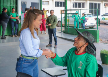 Flávia Moretti entrega Centro de Convivência dos Garis e reforça compromisso com valorização dos servidores