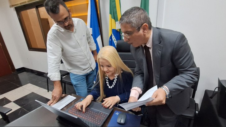 TRE-MT realiza o fechamento do sistema CAND