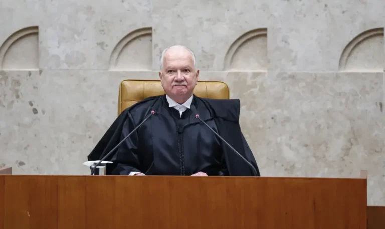 STF: pedido para Fachin assumir investigação sobre Moraes