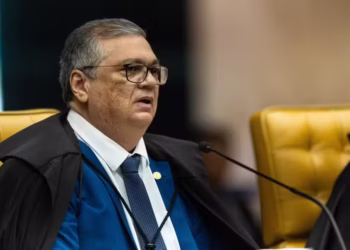 Andrei Rodrigues retorna à chefia da PF por ordem de Dino