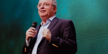 Presbiteriana de Pinheiros comunica licença do pastor Arival
