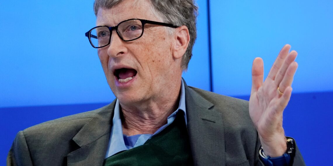 Bill Gates alerta que IA pode causar 'um bilhão de mortes' e defende legislação para a tecnologia