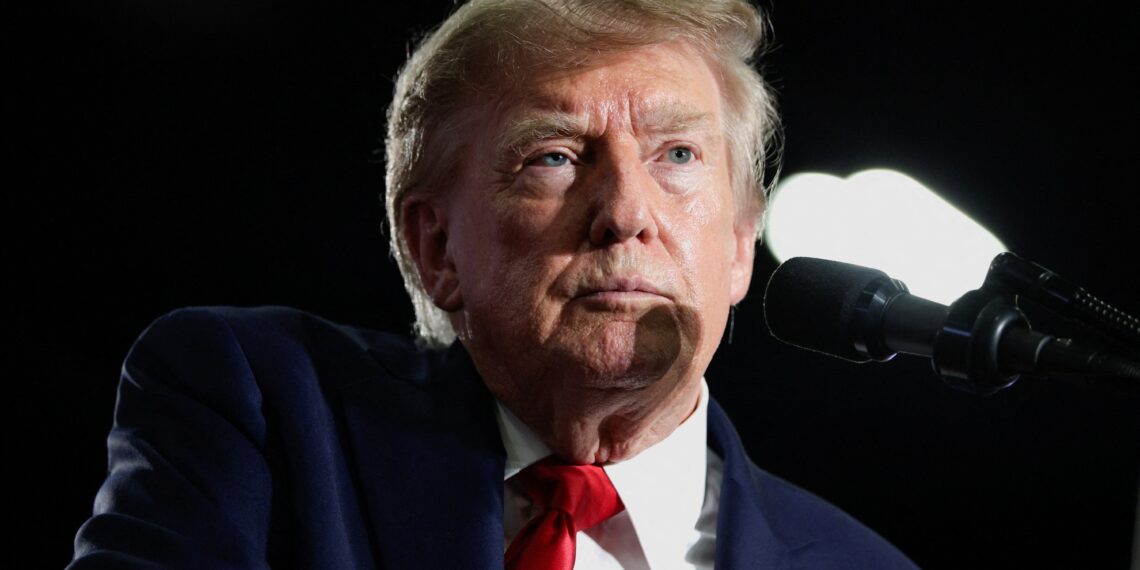 Trump diz que termo 'inteligência artificial' não é bom e cria enquete para mudar nome da tecnologia