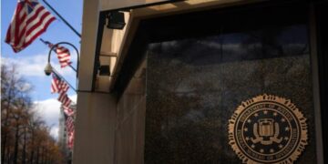 Vazamento de dados do FBI expõe operações de inteligência e vigilância
