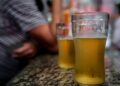 Álcool e cigarro podem causar cegueira, alertam especialistas