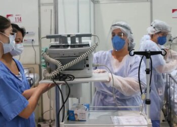 Estudo aponta esgotamento emocional e burnout de médicos de UTI