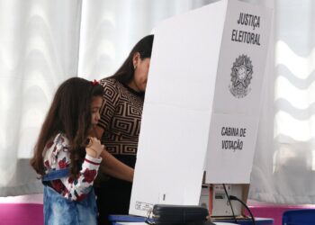 TSE e entidades reforçam combate à violência política contra mulheres