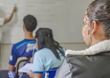 Escolas particulares sem locais de votação terão aulas normais no DF