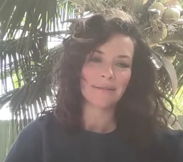 Evangeline Lilly explica saída de Hollywood: fé em 1° lugar