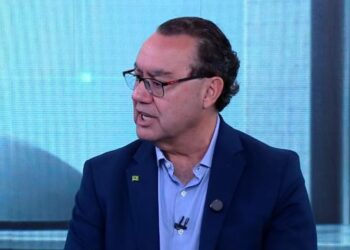 Augusto Cury promete “aposentar” Lula nas eleições