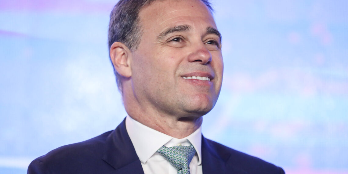 André Mendonça ganha 1,3 milhão de seguidores no Instagram