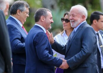 Aliados pedem reação de Lula após afastamento de Andrei Rodrigues