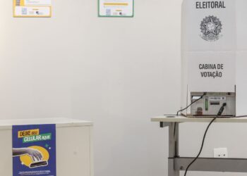 Vídeo falso usa imagens da pandemia para afastar eleitores das urnas